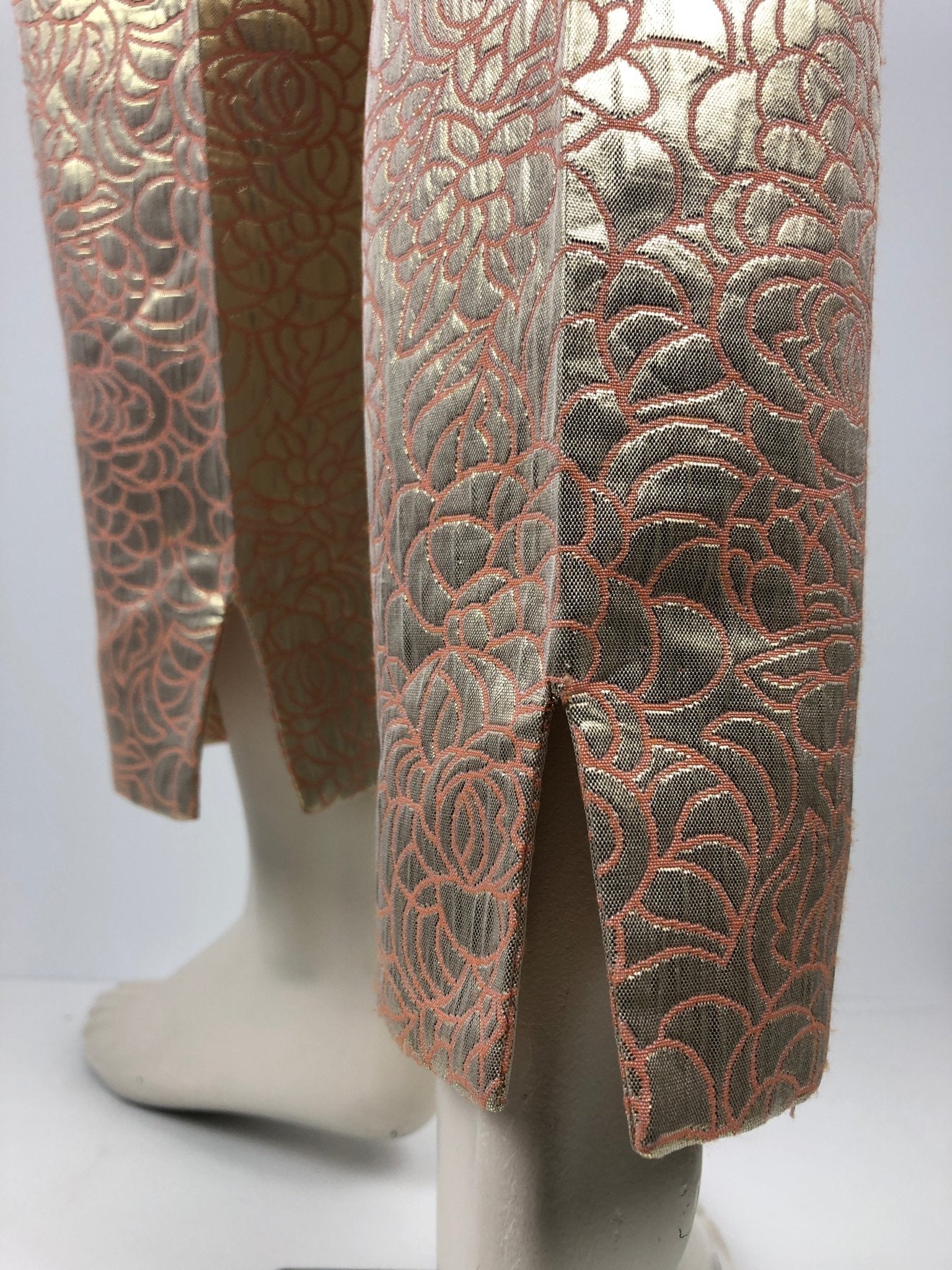 Broek van lamé in goud/apricot - B.backPre - loved