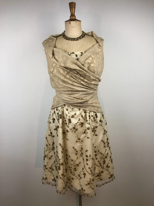 Embroidered cocktail dress 1950s style